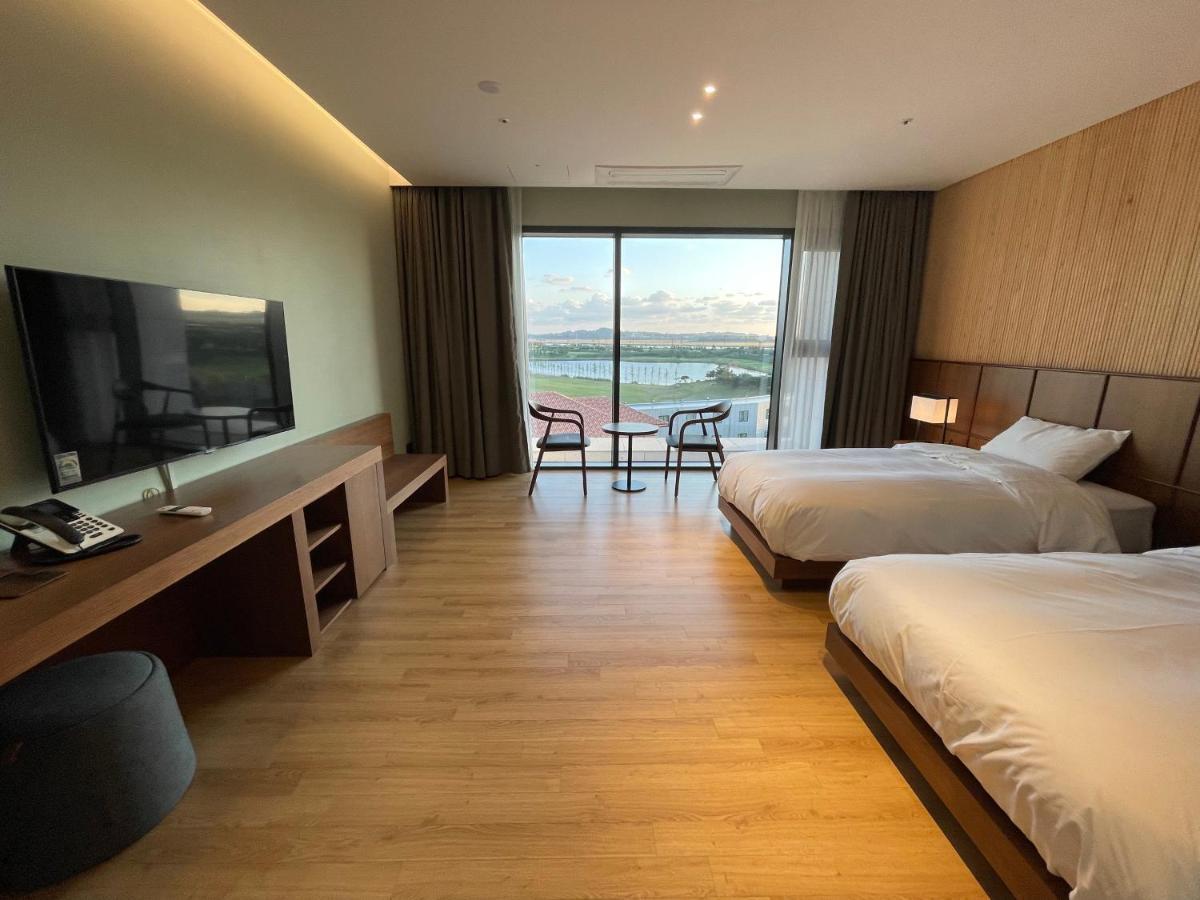 Sollago Resort 泰安郡 エクステリア 写真
